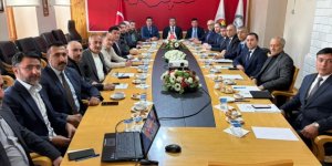Kars–Bakü uçak seferleri gündeme damga vurdu