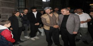 Vali Polat, “Çırak” Dizisinin Kars’taki Setini Ziyaret Etti