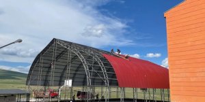 Digor Türk Telekom YBO’nun Spor Tesisi Yenileniyor