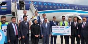 Bakü–Kars Direkt Uçuşları Resmen Başladı! İlk AZAL Uçağı Kars'ta Törenle Karşılandı