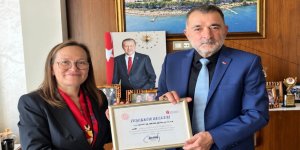 Vergi Rekortmenleri Arasında Yer Alan Turgut Torunoğulları’na Teşekkür Plaketi