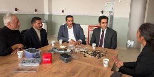 Sarıkamış’ta Kadın Eliyle Obsidyen Taşı Sanata Dönüşüyor