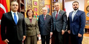 TADİV Vakfı adına Prof. Dr. Aygün Attar başkanlığındaki heyet, MHP Lideri Devlet Bahçeli'yi ziyaret etti ​