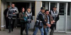 Üç Öğrenci Tutuklandı
