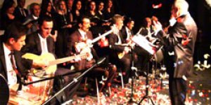 Öğretmenler Korosu ilk konserini verdi