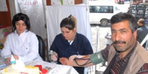 Sarıkamış’ta Kızılay’a kan bağışı