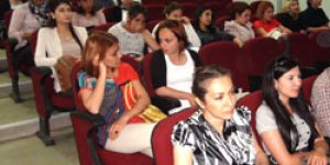 Seminerler devam ediyor