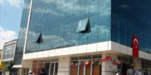 Arpaçay’da AVM hizmete açıldı