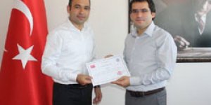 Çelik’e Kaya’dan taltif