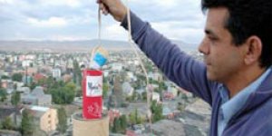13 yıldır Kars’ta iftar topunu atıyor