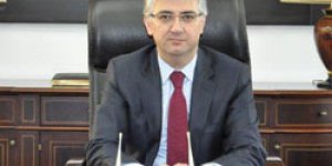 Vali Tepeden Zafer Bayramı mesajı