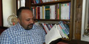 Karstore’de kitap okuma zamanı