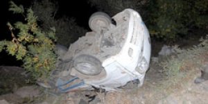 Trafik Kazası:2 ölü, 10 yaralı