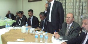 KESK Başkanı Lami Özgen Kars’ta