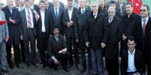 Besiciye 2 bin 500 koyun dağıtıldı