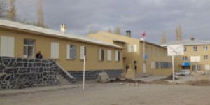 Vekilden okuluna hizmet