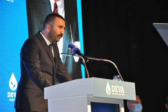 deva-1.-olagan-kars-il-kongresi-yapildi-(12).jpg