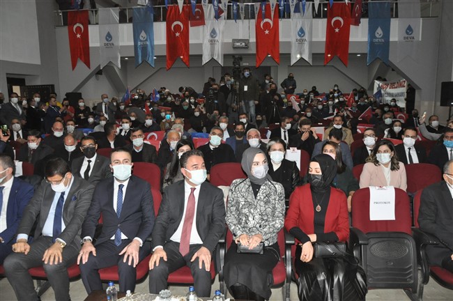 deva-1.-olagan-kars-il-kongresi-yapildi-(8).jpg