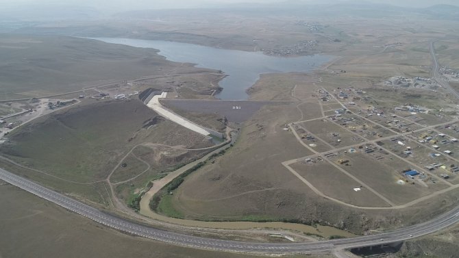 dsiden-karsa-onemli-yatirimlarkars-iha.jpg