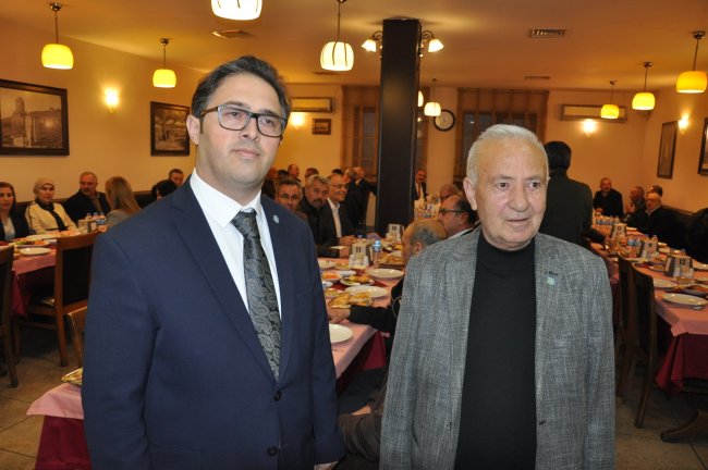 iyi-parti-kars-milletvekili-aday-adayi-dr-aytac-erman-keskinden-iftar-yemegi-4.jpg