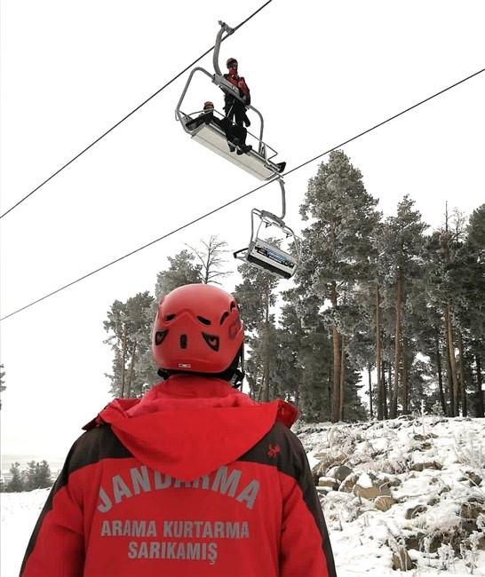 jak-timlerinin-kurtarma-tatbikati-nefes-kesti-(3).jpg