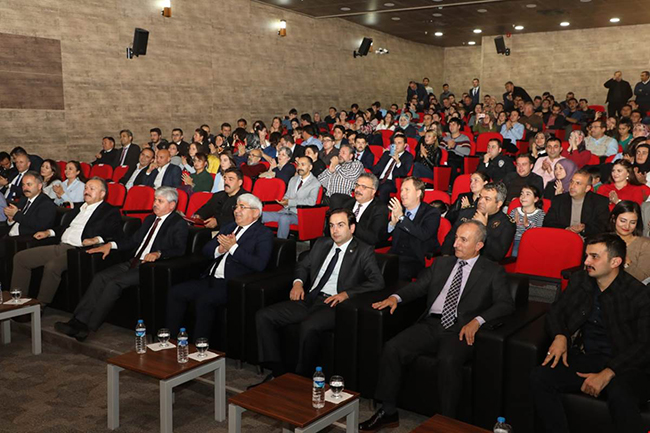 kars’ta-akademik-turk-dunyasi-dans-ve-muzik-toplulugu-konseri-(3).jpg