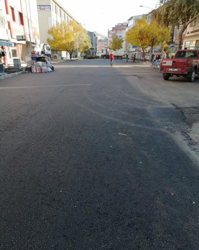 kars-belediyesi-emin-ellerde,-nihat-oguz-hizli-basladi!-(5).jpg