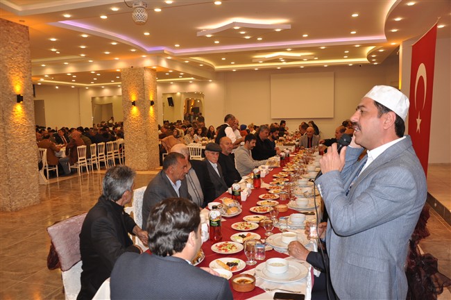 kars-mhpden-iftar-yemegi-13.jpg