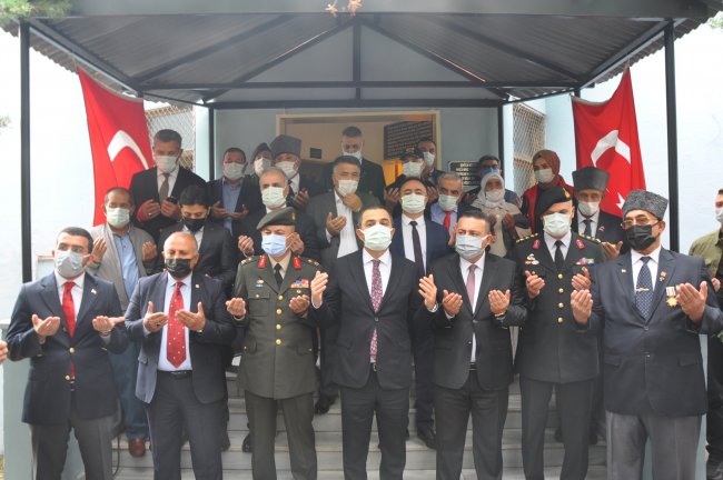 karsta-15-temmuz-hain-darbe-girisimi-unutulmadi-19.jpg