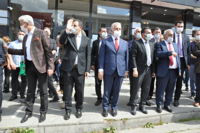 karsta-terorden-arindirilan-belediye-makine-parkini-guclendiriyor-5.jpg