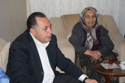 gurcan-bey-ve-annesi-36.jpg