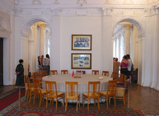 yalya-konferansi-1.jpg